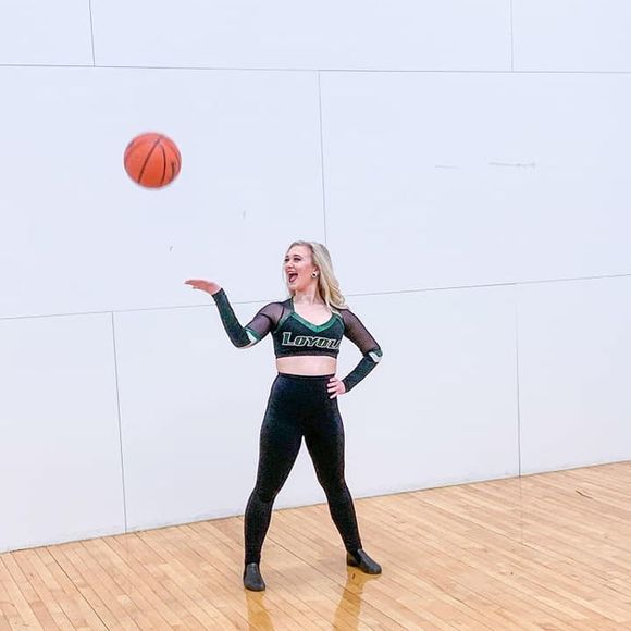 Meet your Posher, Arianna - Picture 1 of 1